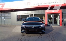 Volkswagen Passat Lim. Elegance "R-Line,Matrix" € 22990