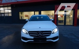 Mercedes-Benz E 300 de "Virtual,LED,AHV" € 16990.--