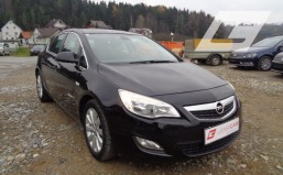Opel Astra J Lim. Cosmo 82tkm 6590,-*