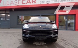 Porsche Cayenne Coupe E-Hybrid € 79990.--