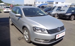 Volkswagen Passat Lim. CL "Xenon,Navi" Exp € 9490.-