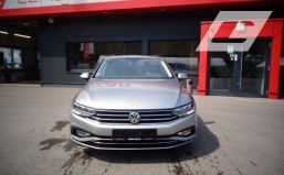 Volkswagen Passat Var. Business "GLSD,LED,AHV" € 14490.