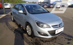 Opel Astra J Lim. Edition "Xenon,Navi" € 7490.-