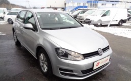Volkswagen Golf VII Lim. CL TDI € 7590.-