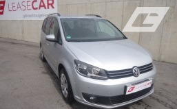 Volkswagen Touran Comfortline " NAVI "  € 9750.--