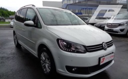 Volkswagen Touran Karat TDI "Xenon" € 7750.--