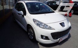 Peugeot 207 1,4 HDI Active € 4750.-