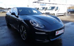 Porsche Panamera S E-Hybrid "Megavoll" € 40450.-