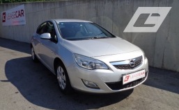 Opel Astra Lim. Edition € 5990.--
