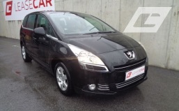 Peugeot 5008 Active 1,6 HDI € 5990.--