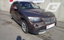 BMW X1 xDrive 28i "MEGAVOLL" € 12990.-
