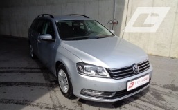 Volkswagen Passat Variant CL" Navi,Xenon" € 8490.--
